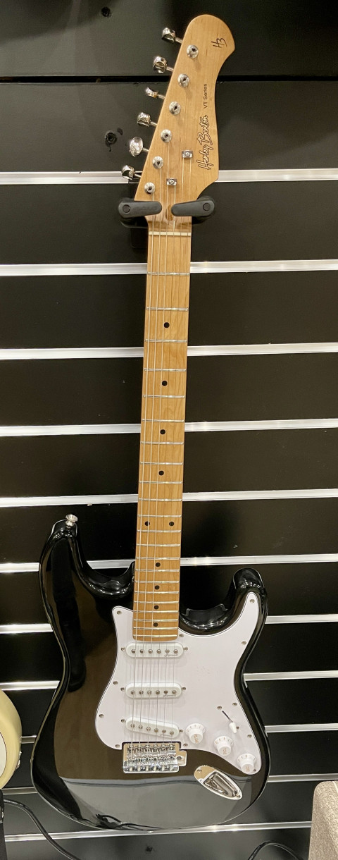 Käytetty Harley Benton VT Series Strato